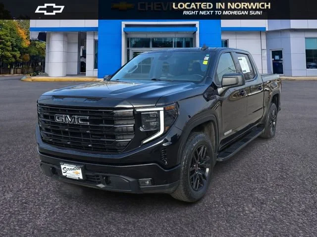 2022 GMC Sierra 4WD Crew Cab Short Box Elevation's photo