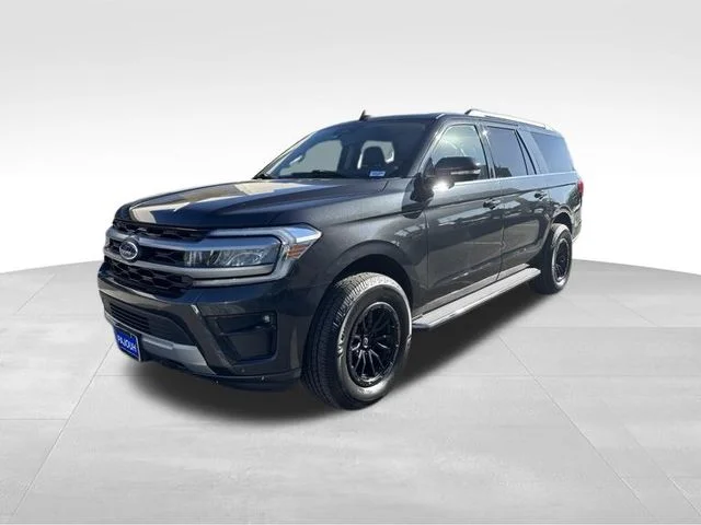 Used 2023 Gray Ford XLT image 3