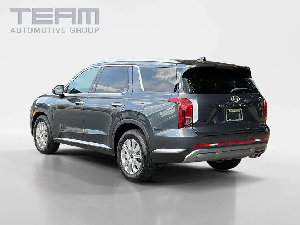 Used 2024 Gray Hyundai SEL image 5