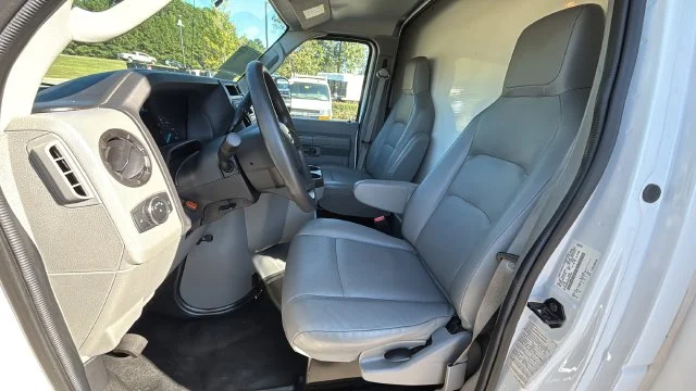 Used 2023 White Ford Base image 23