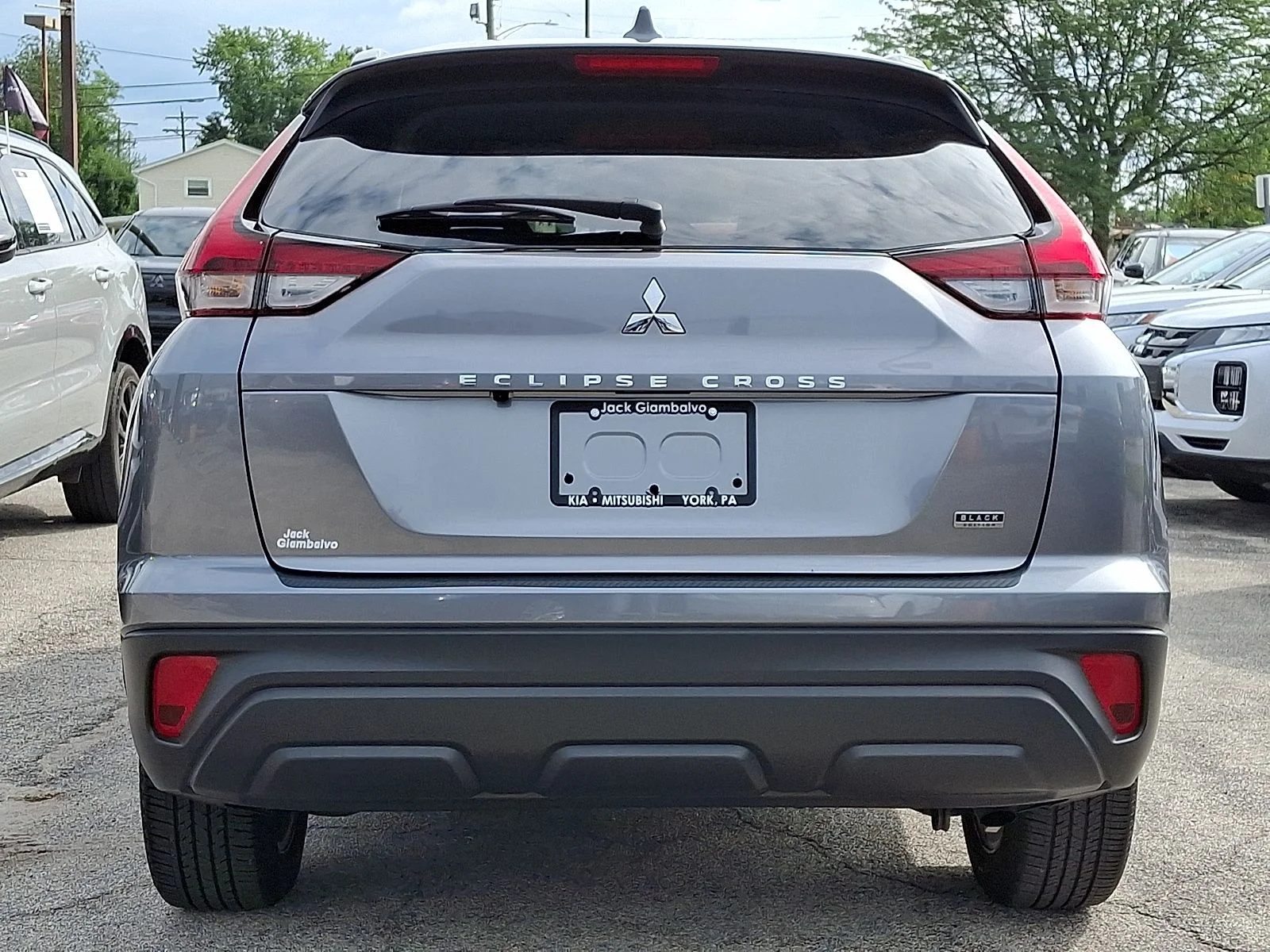 Used 2024 Gray Mitsubishi Black Edition image 5