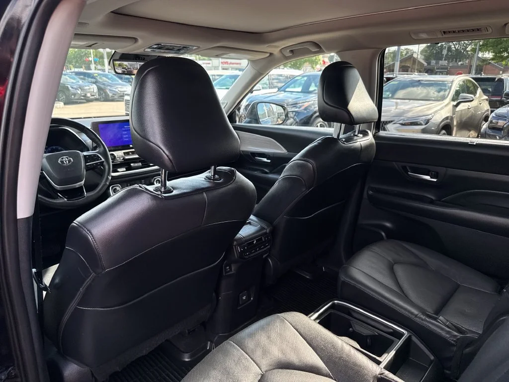 Used 2024 Black Toyota Platinum image 41