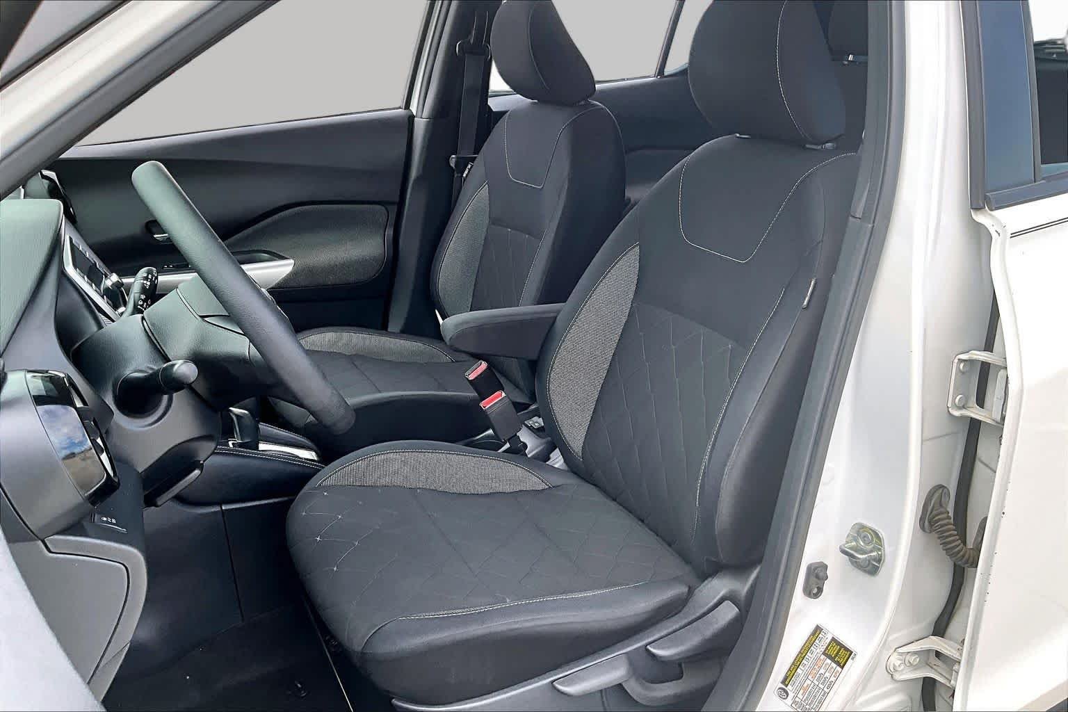 Used 2019 ASPEN WHITE TRI Nissan SV image 7