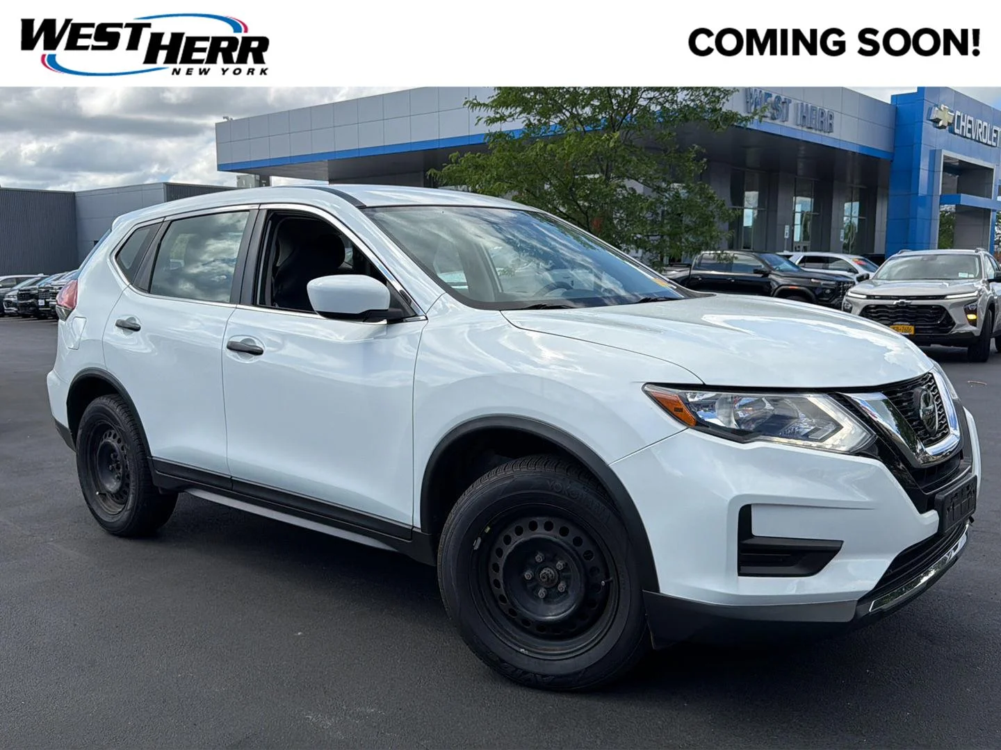 Used 2018 Glacier White Nissan S image 1