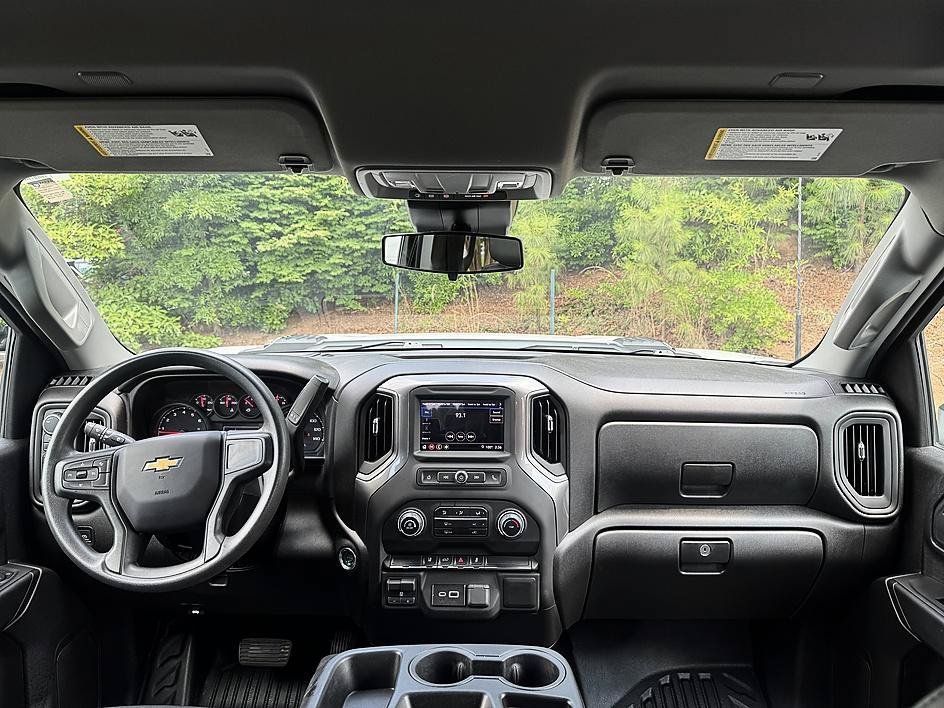 Used 2025 Summit White Chevrolet Work Truck image 19