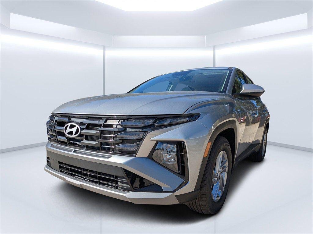New 2026 Silver Hyundai SE FWD image 7