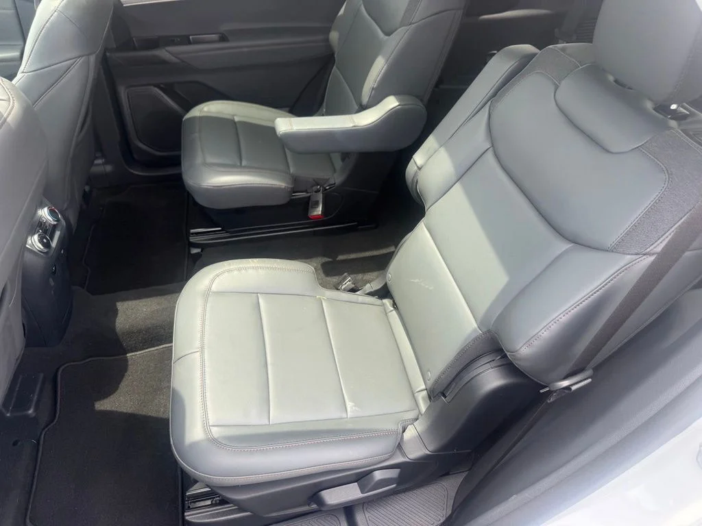 New 2026 Space White Metallic Ford Active image 30