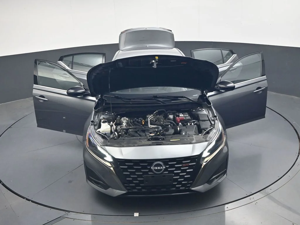 Used 2025 Gray Nissan 2.5 SR image 50