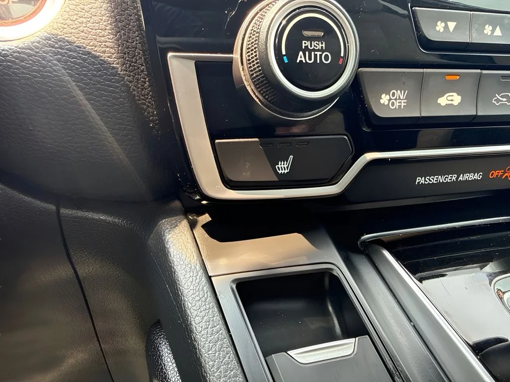 Used 2020 White Honda Touring image 13