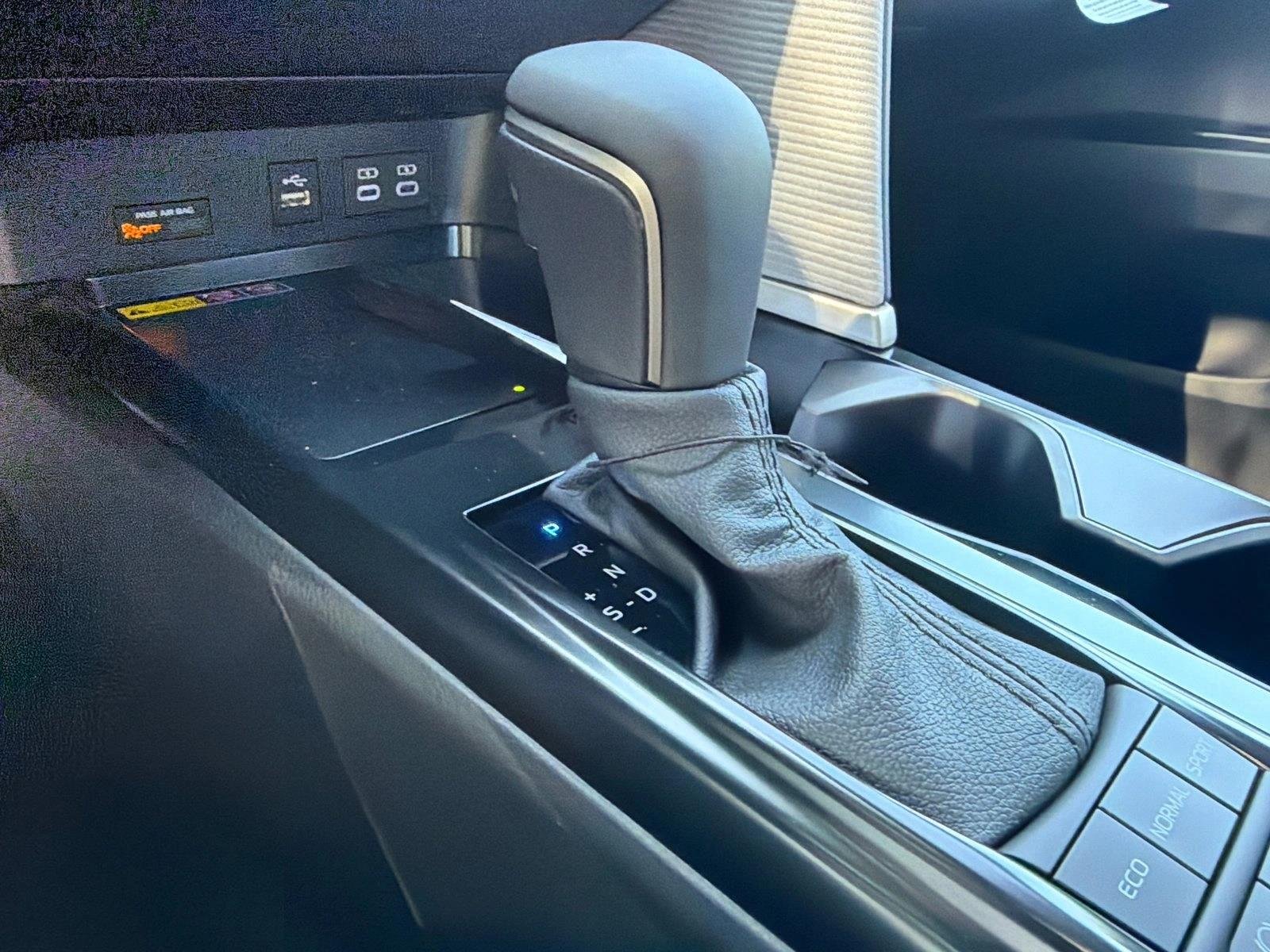 New 2026 Ice Cap Toyota SE image 30