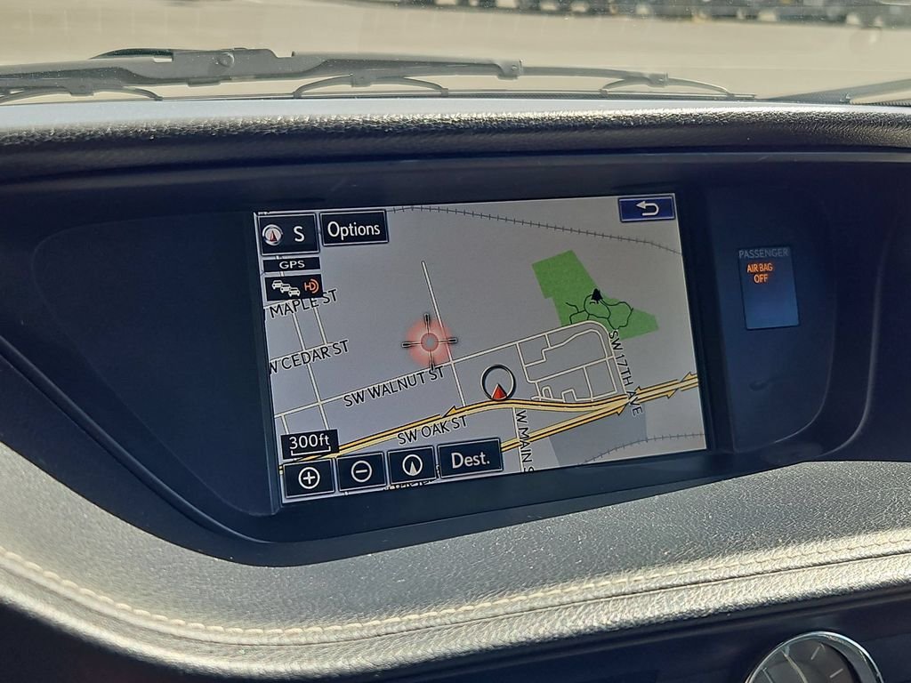 Used 2015 Silver Lexus 300h image 17