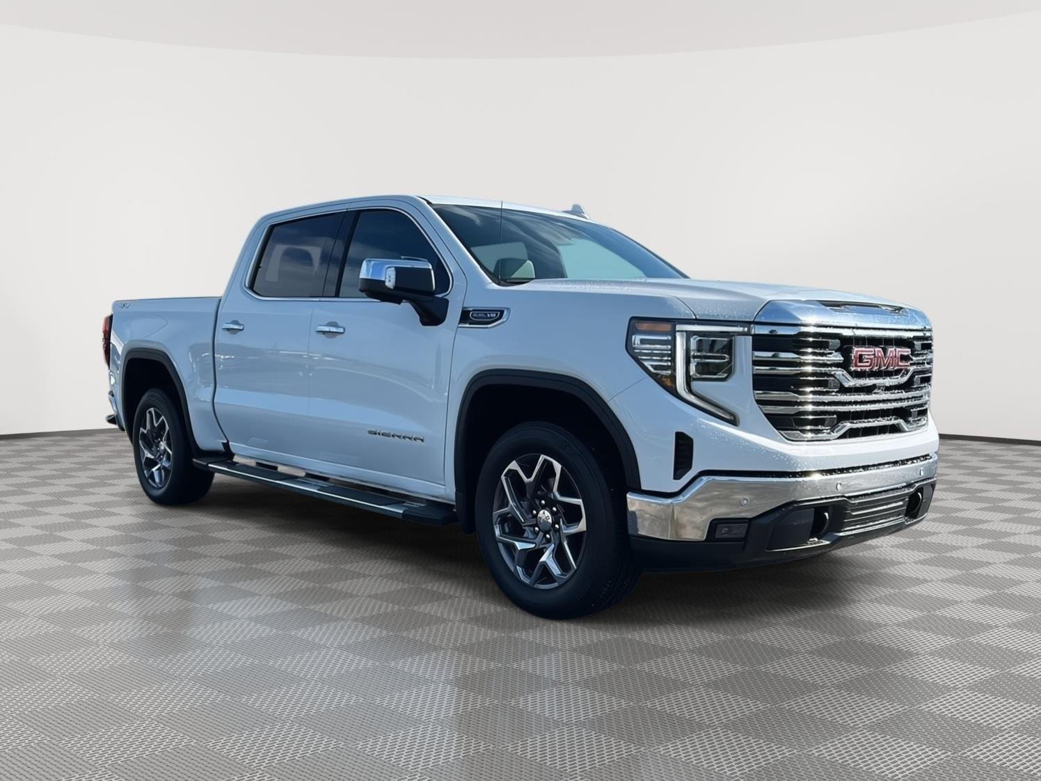 2026 GMC Sierra 4WD Crew Cab Short Box SLT's photo