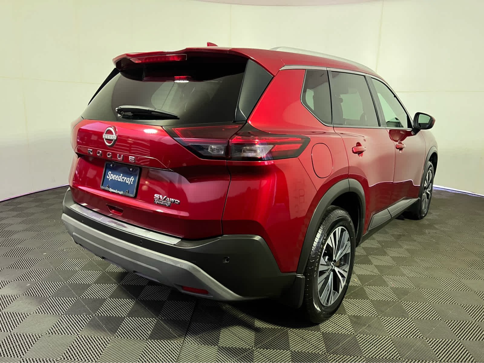 Used 2023 Scarlet Ember Tintcoat Nissan SV image 7
