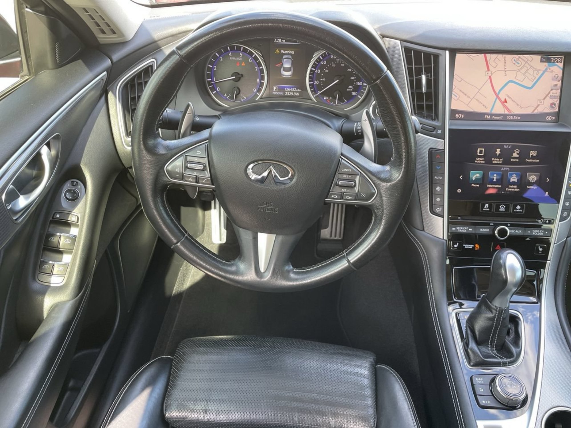 Used 2015 Venetian Ruby INFINITI Sport image 10