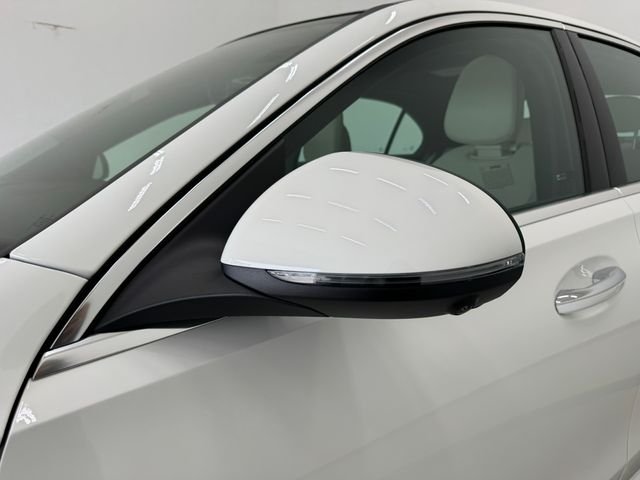 New 2026  Mercedes-Benz C 300 image 36