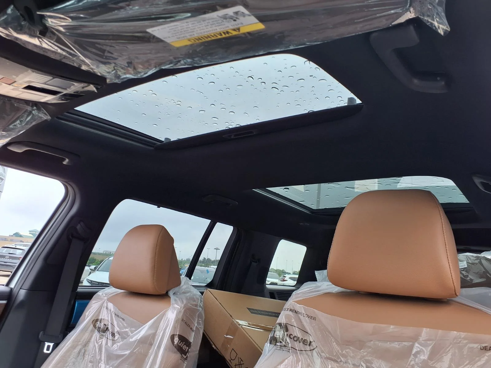New 2026 SERENITY WHITE / BROWN HYUNDAI LIMITED 6P AWD image 7