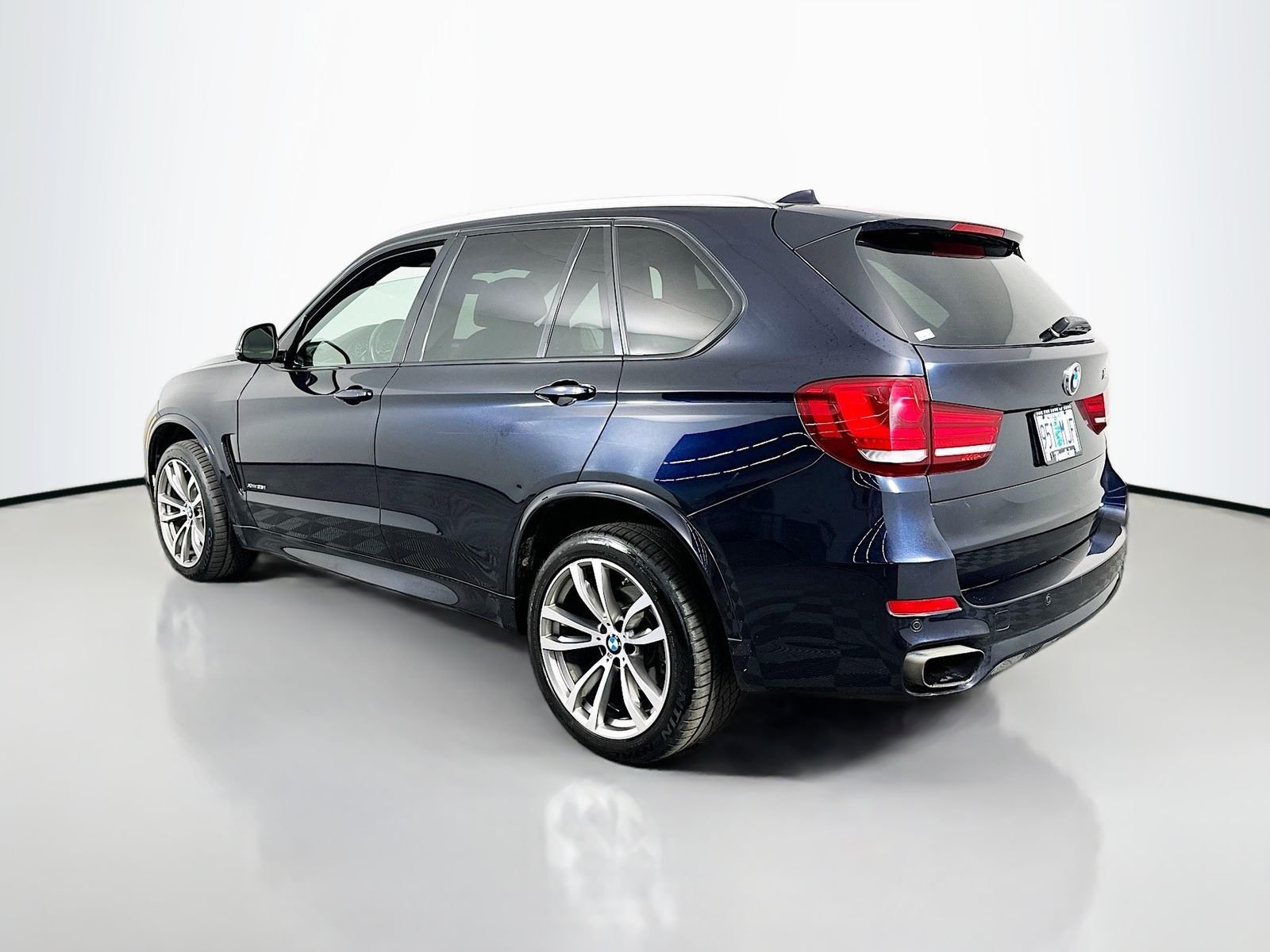 Used 2017 Carbon Black Metallic BMW xDrive35i image 5