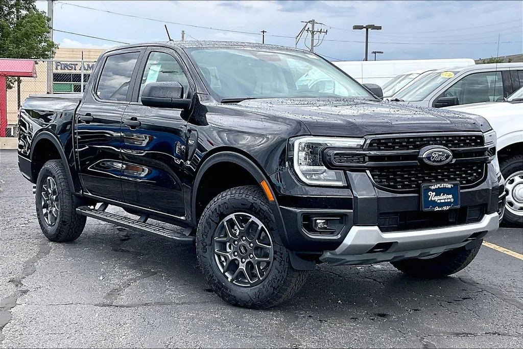 New 2026 Black Ford XLT image 34