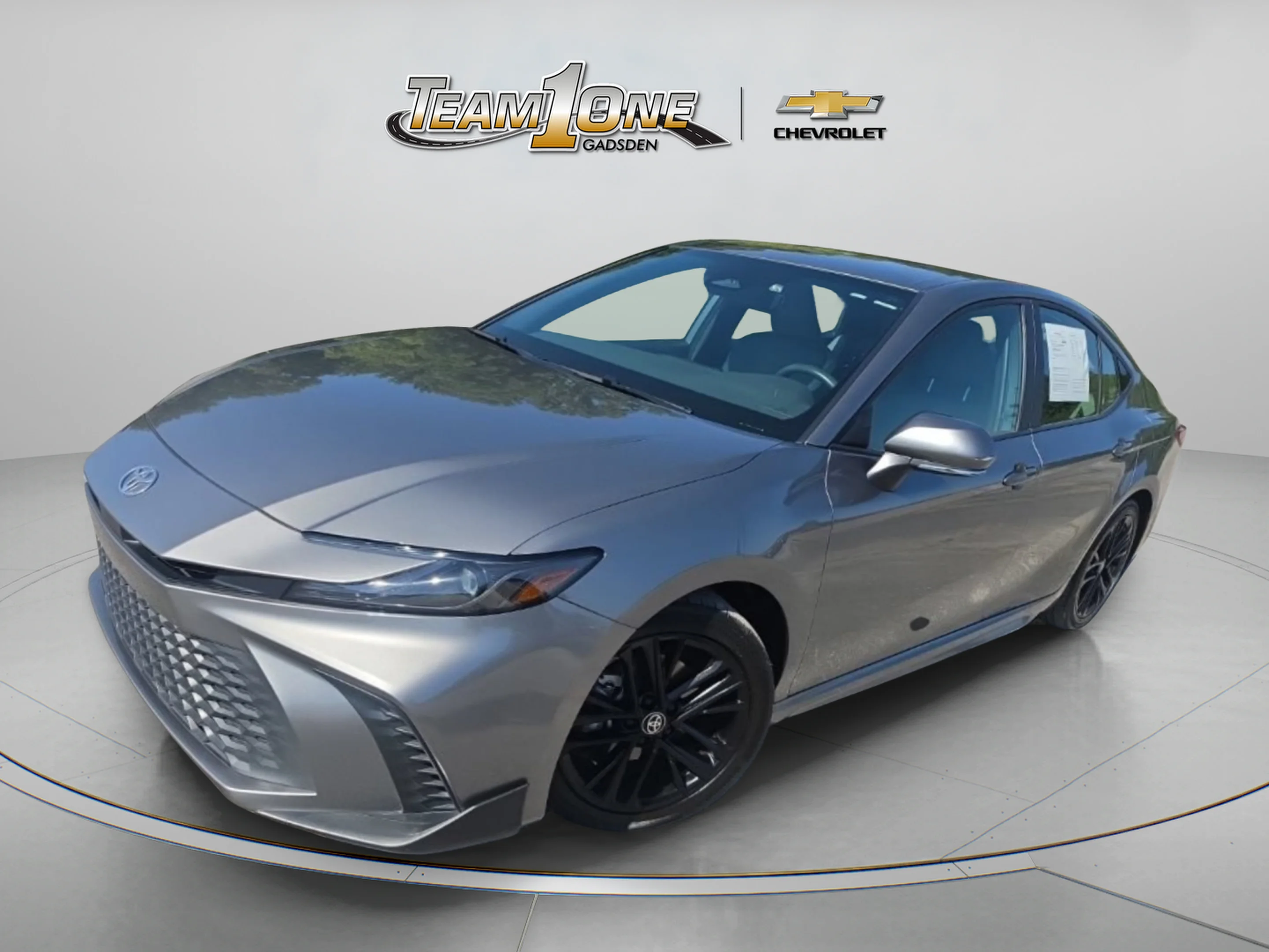 Used 2025 Gray Toyota SE image 3