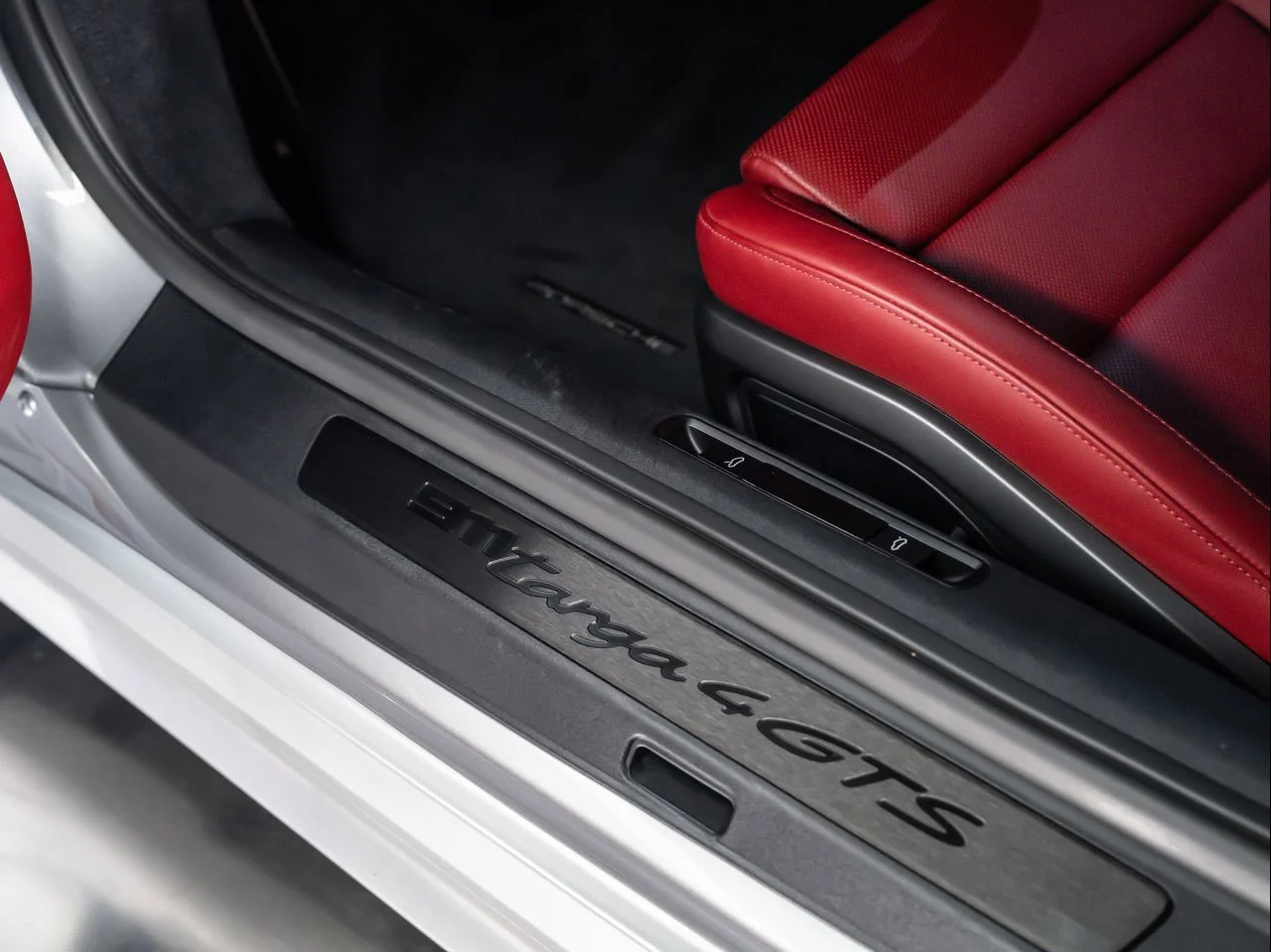 Used 2024 Silver Porsche Targa 4 GTS image 32