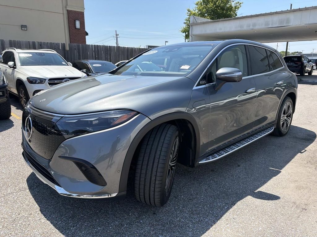 Certified Used 2023  Mercedes-Benz 450 image 3