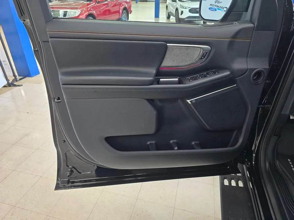 New 2027 Agate Black Metallic Ford Tremor® image 12