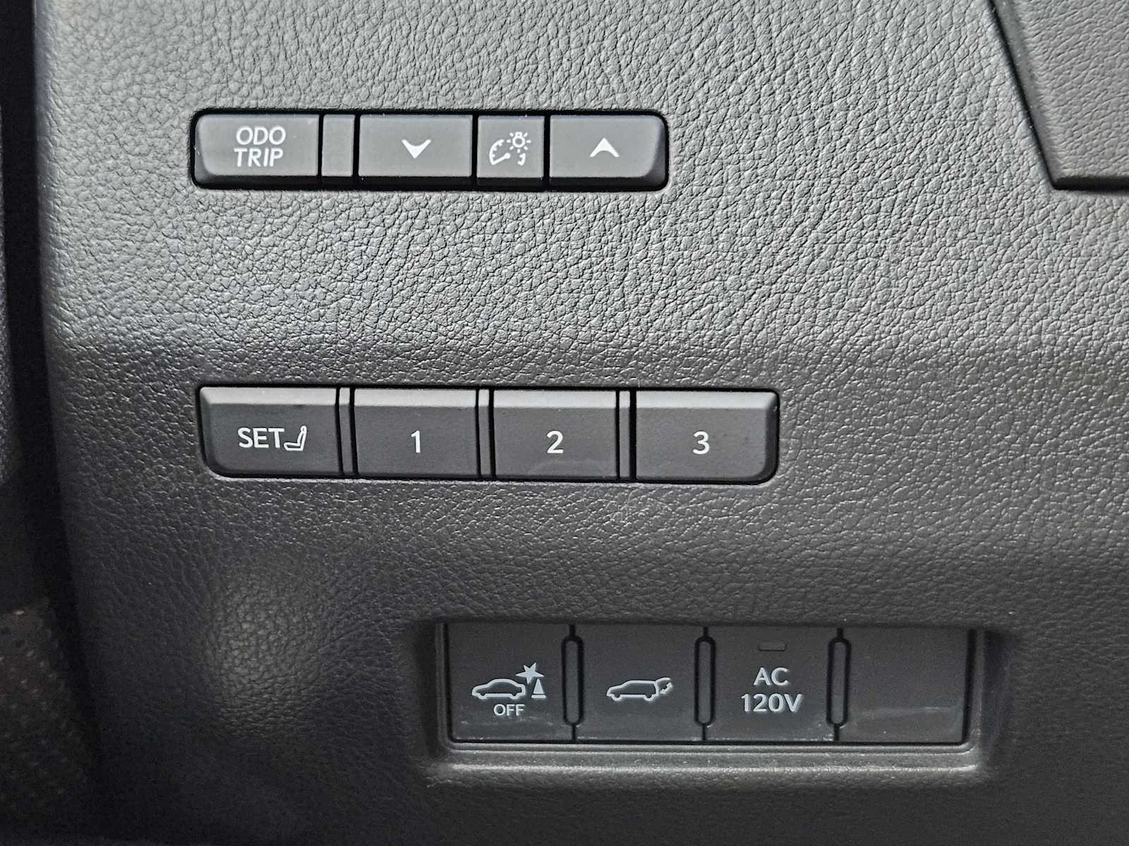 Certified Used 2024 Nori Green Pearl Lexus Luxury image 16