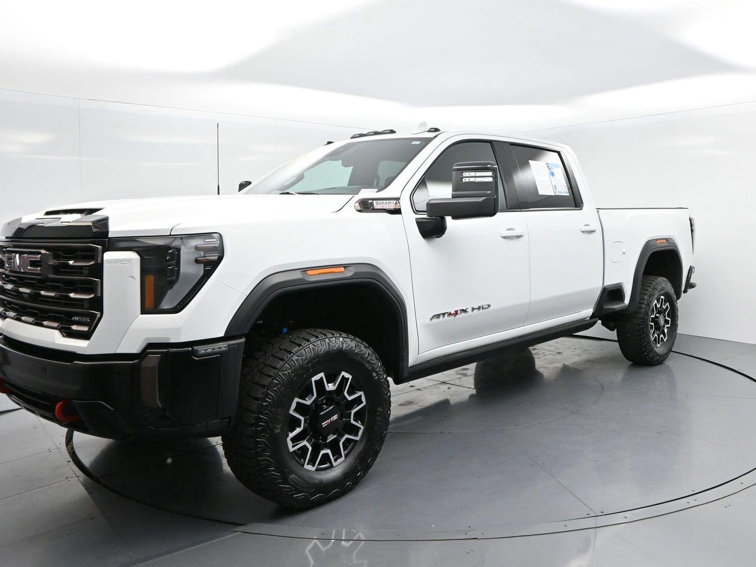 Used 2024 Summit White GMC AT4X image 3