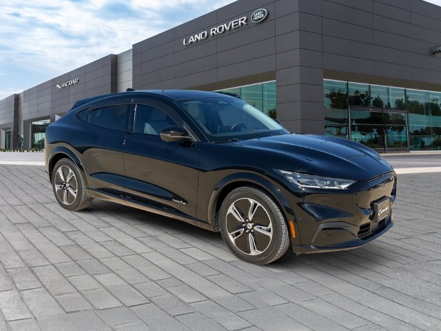 Used 2023 Black Ford Premium image 7