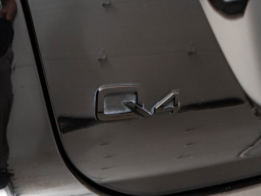 Used 2023 Mythos Black Metallic Audi Premium Plus image 19