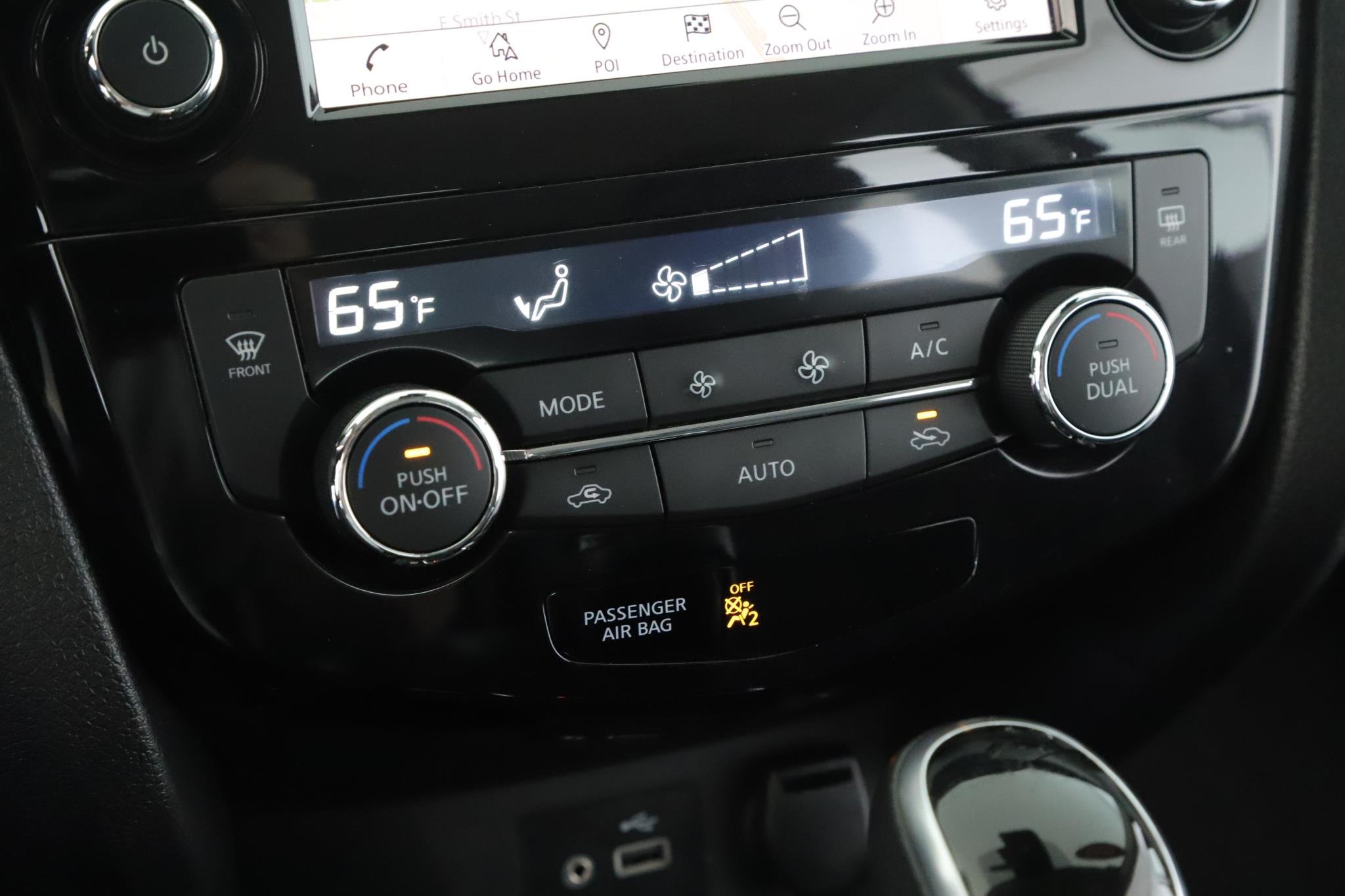 Used 2020 Magnetic Black Pearl Nissan AWD SL image 13
