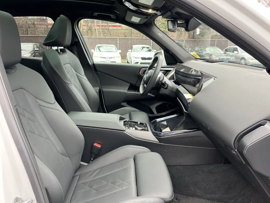 2025 BMW X3 30 - Photo 23