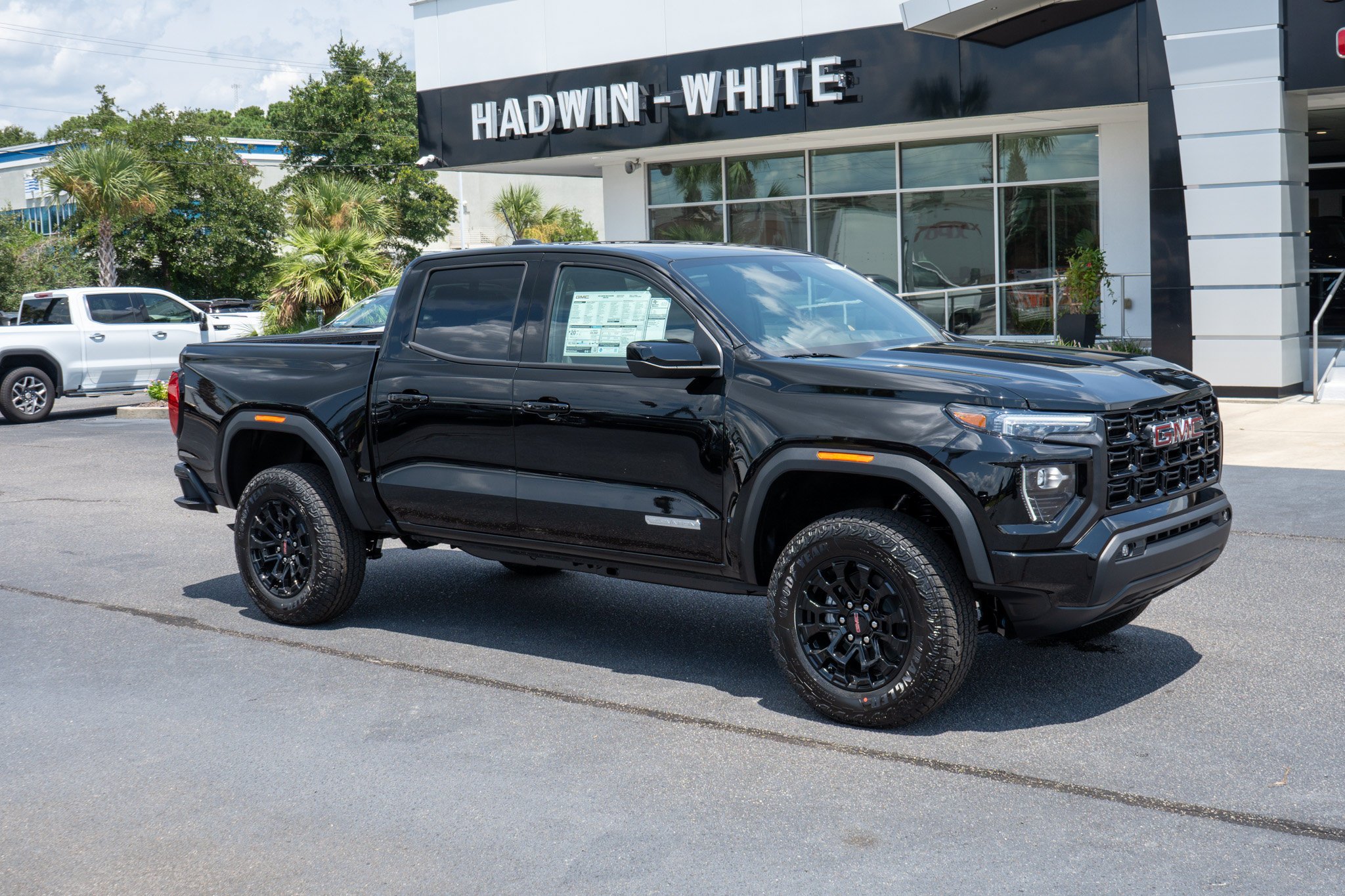 New 2026 Onyx Black GMC Elevation image 1