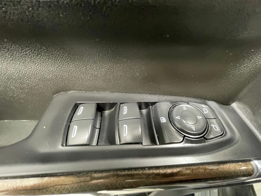 Used 2021 Gray Chevrolet RST image 17