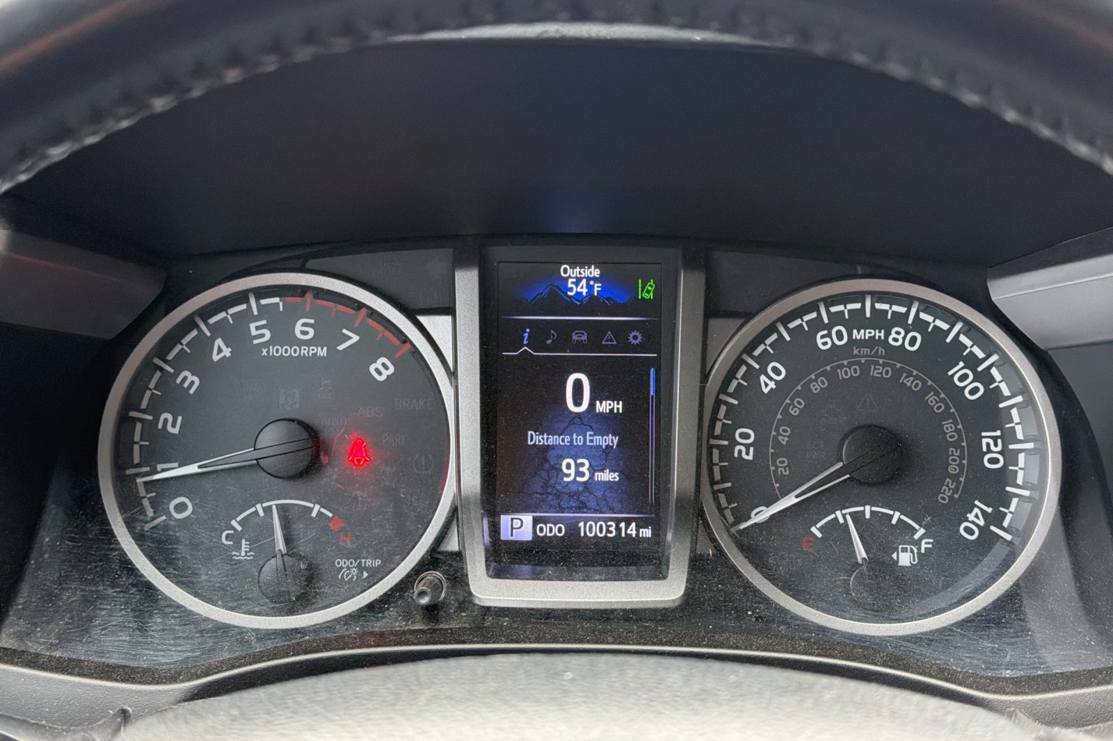 Used 2019 White Toyota SR5 image 31