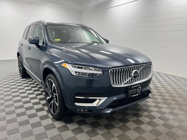2023 Volvo XC90 Plus AWD photo
