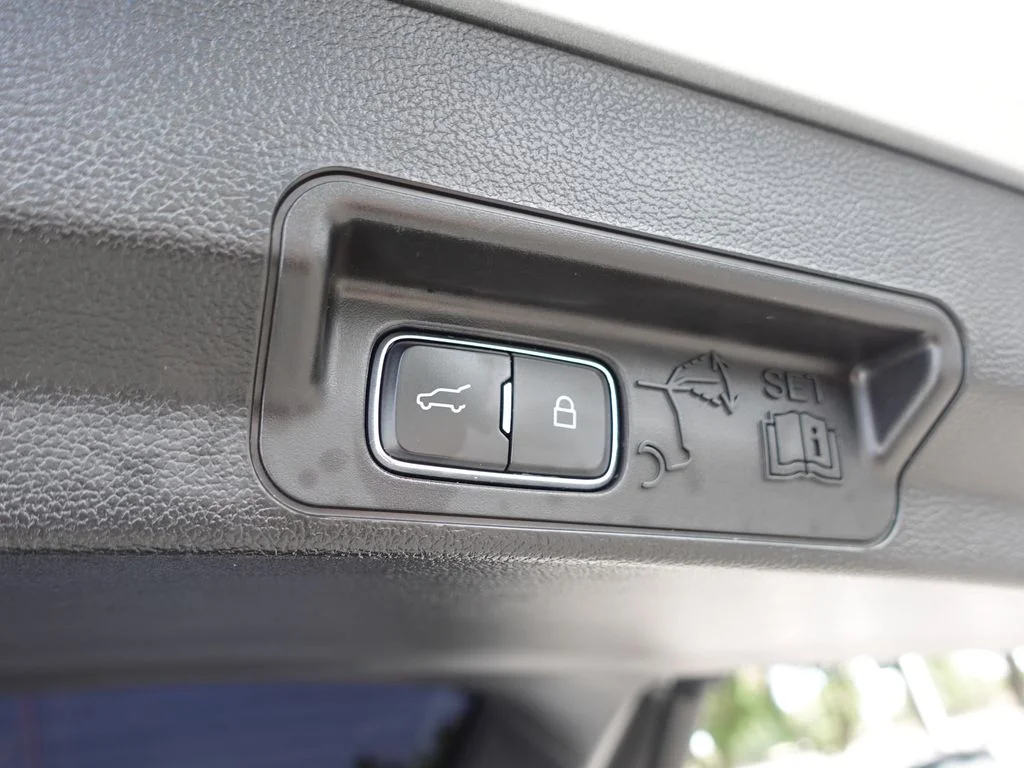 Used 2023 Silver Metallic Ford ST image 27