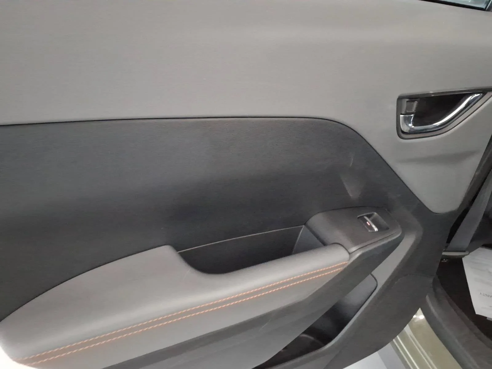 Used 2024 Alpine Green Subaru Limited image 15