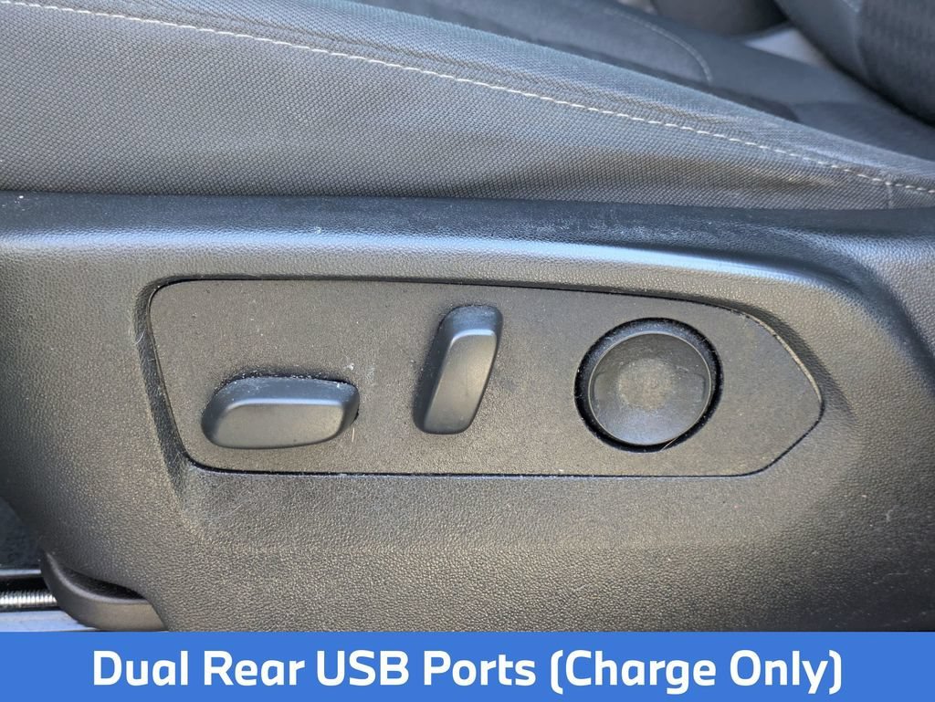 Used 2024 Summit White Chevrolet RST image 18