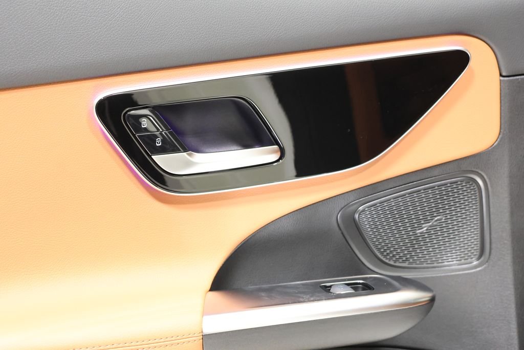 New 2026 Polar White Mercedes-Benz C 300 image 41