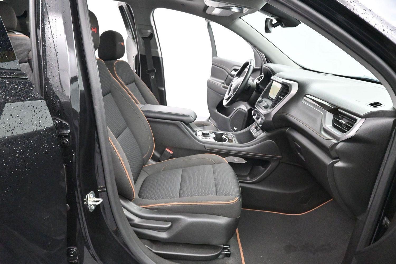 Used 2023 Ebony Twilight Metallic GMC AT4 image 35