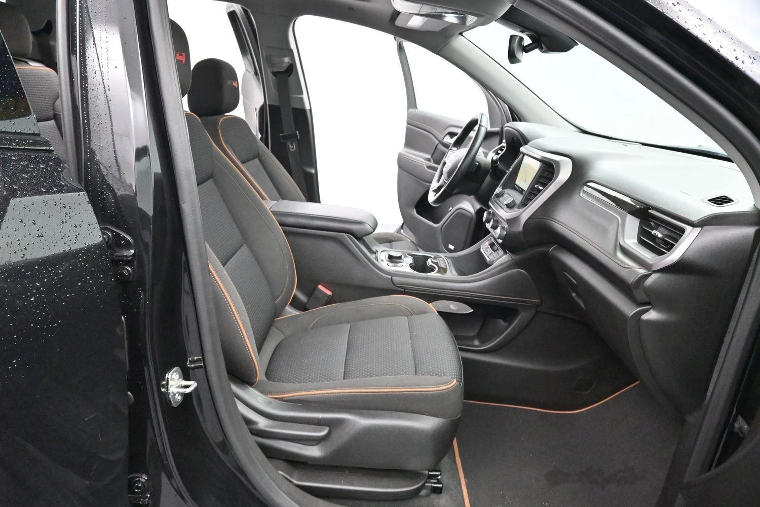 Used 2023 Ebony Twilight Metallic GMC AT4 image 35
