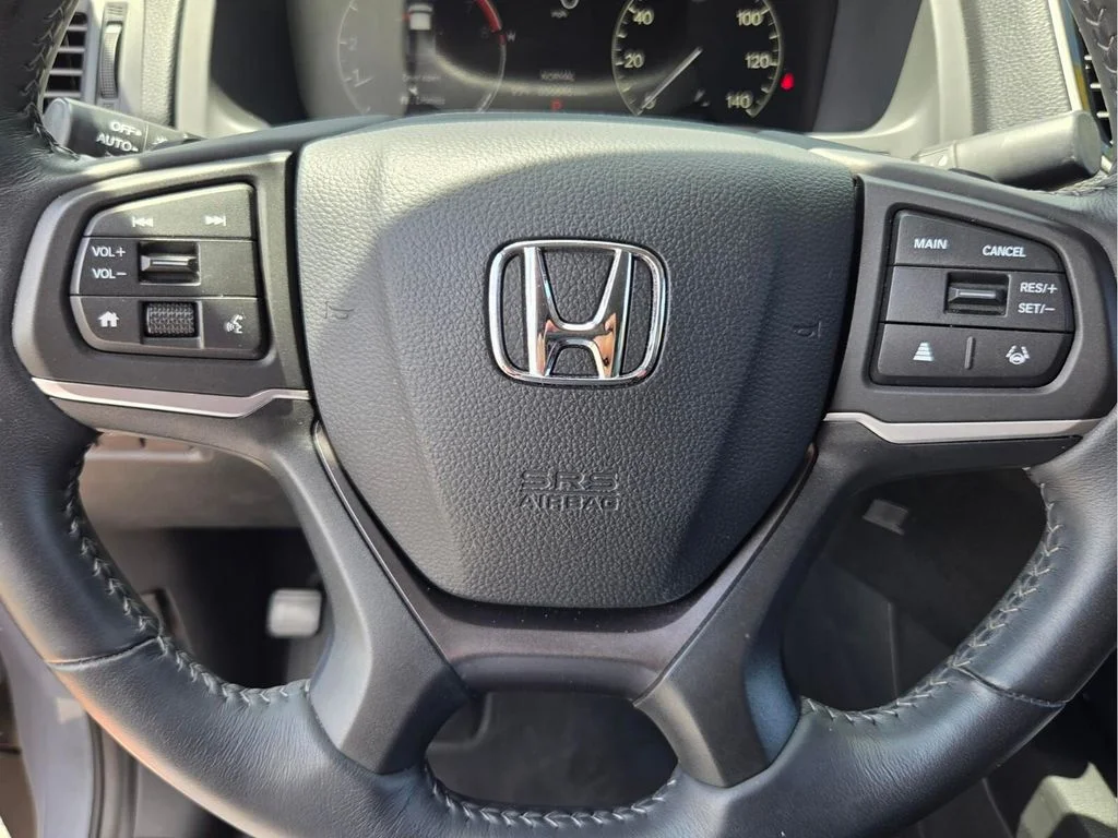 Certified Used 2024 Sonic Gray Pearl Honda Sport image 27