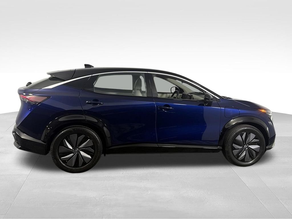 Used 2023 Deep Ocean Blue Nissan ENGAGE image 6