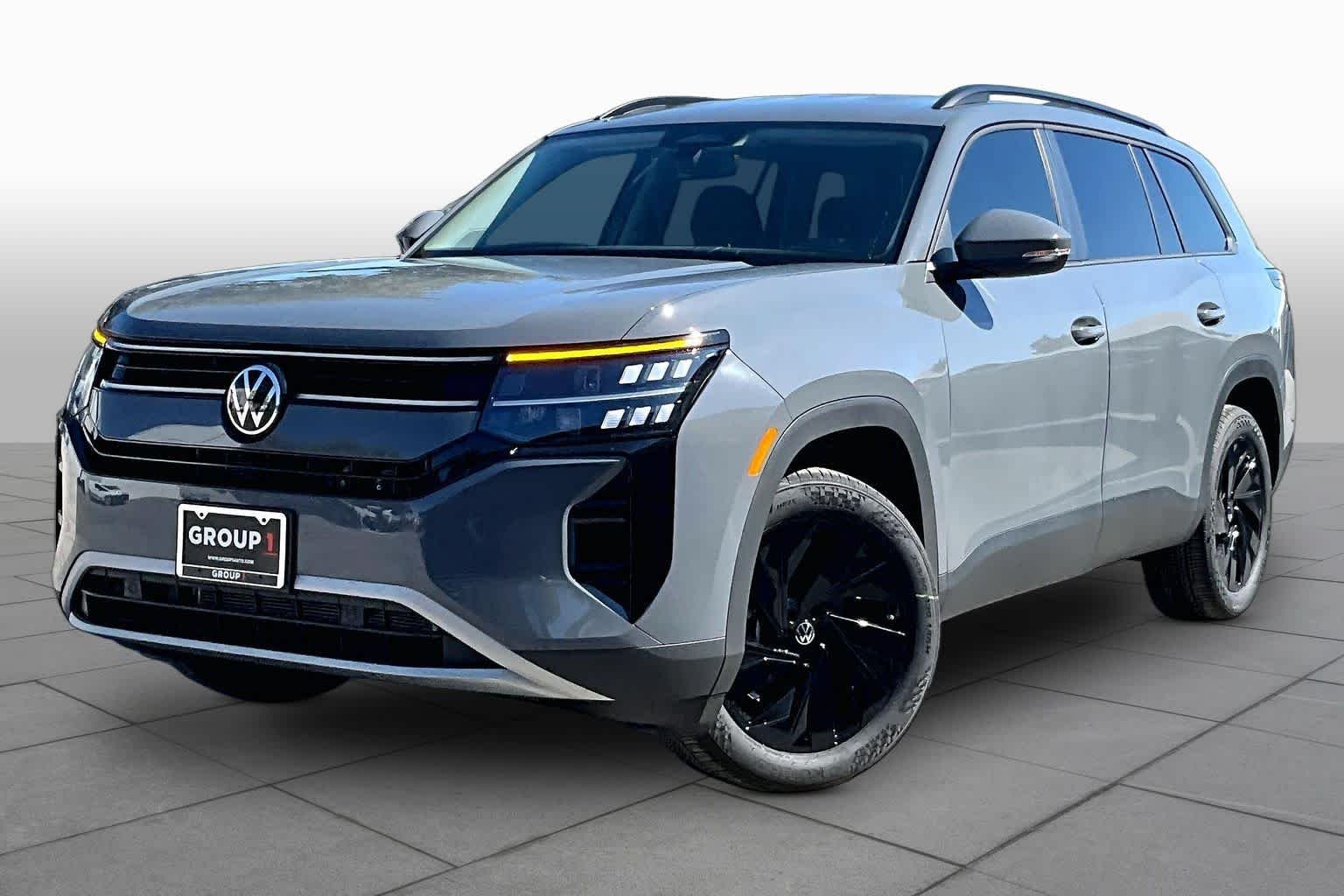 2027 Volkswagen Atlas 2.0T SE w/ Technology
