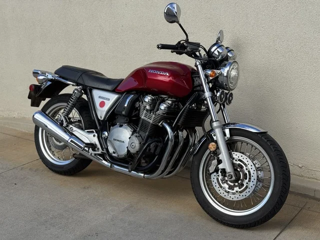 Pre-Owned 2017 Honda® CB1100 EX Motorcycle / Scooter in Honolulu