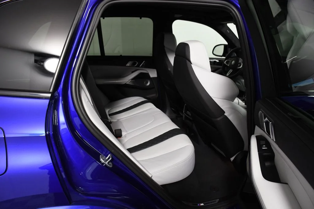 Used 2023 Marina Bay Blue Metallic BMW Base image 11