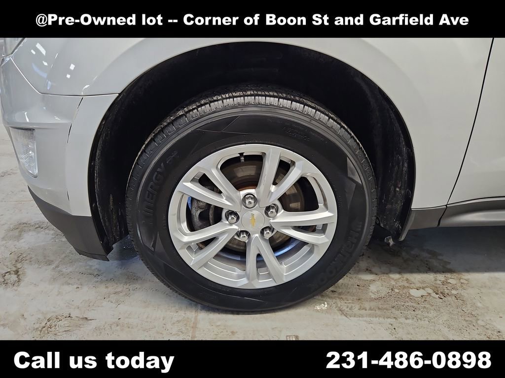 Used 2017 SILVER ICE METALLIC Chevrolet LT image 11