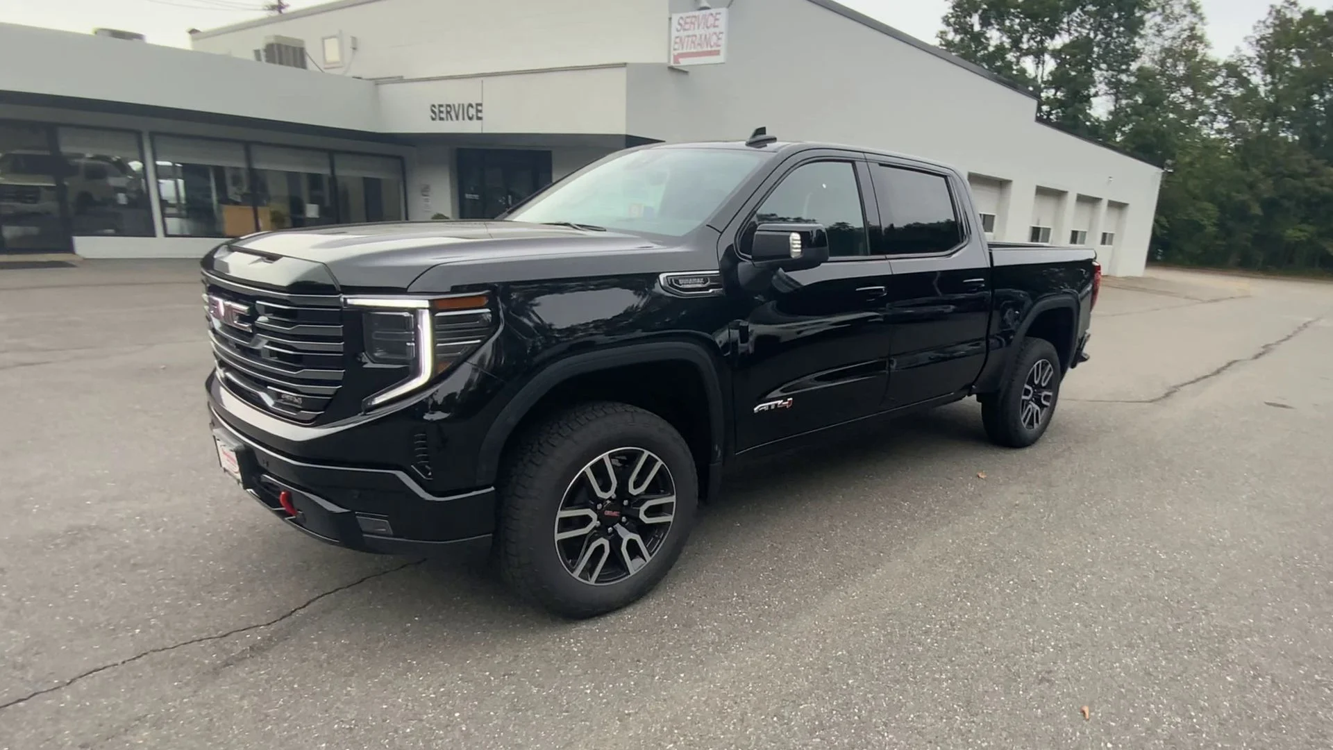 2026 GMC Sierra 1500 AT4 - Photo 13