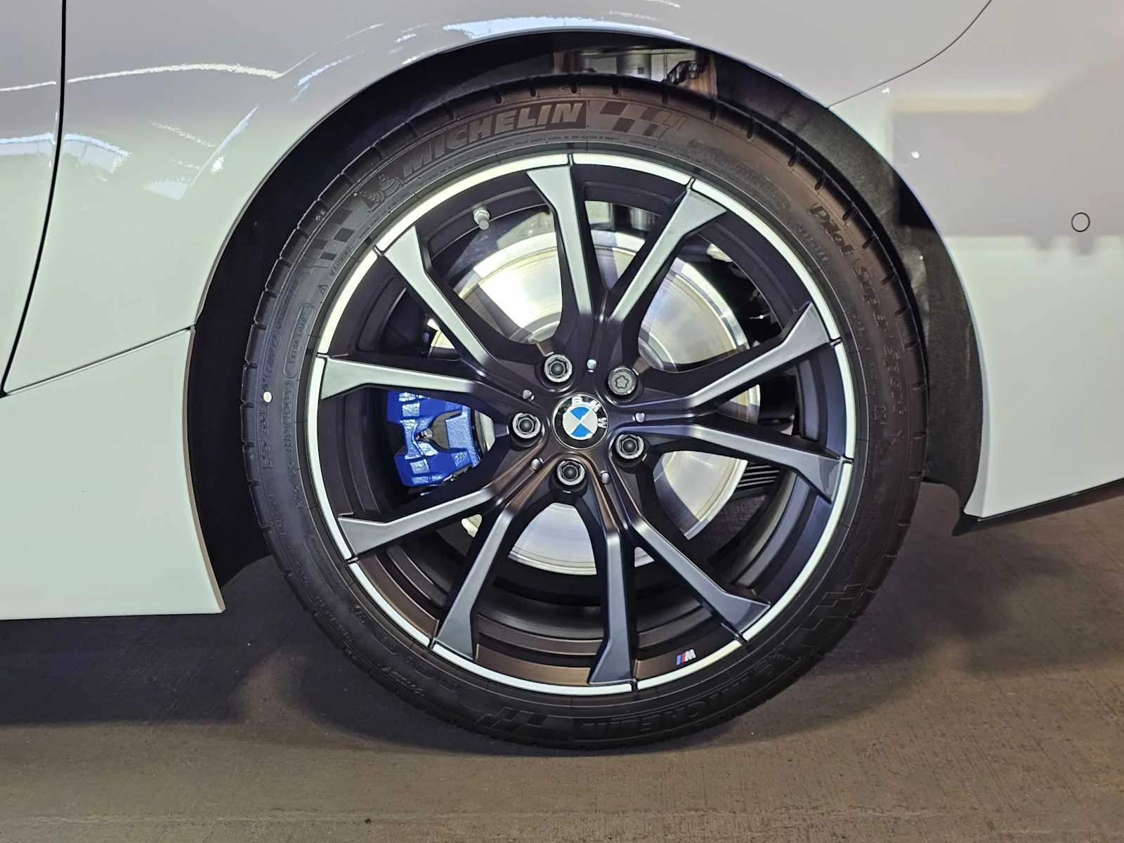 New 2026 Alpine White BMW sDrive30i image 8